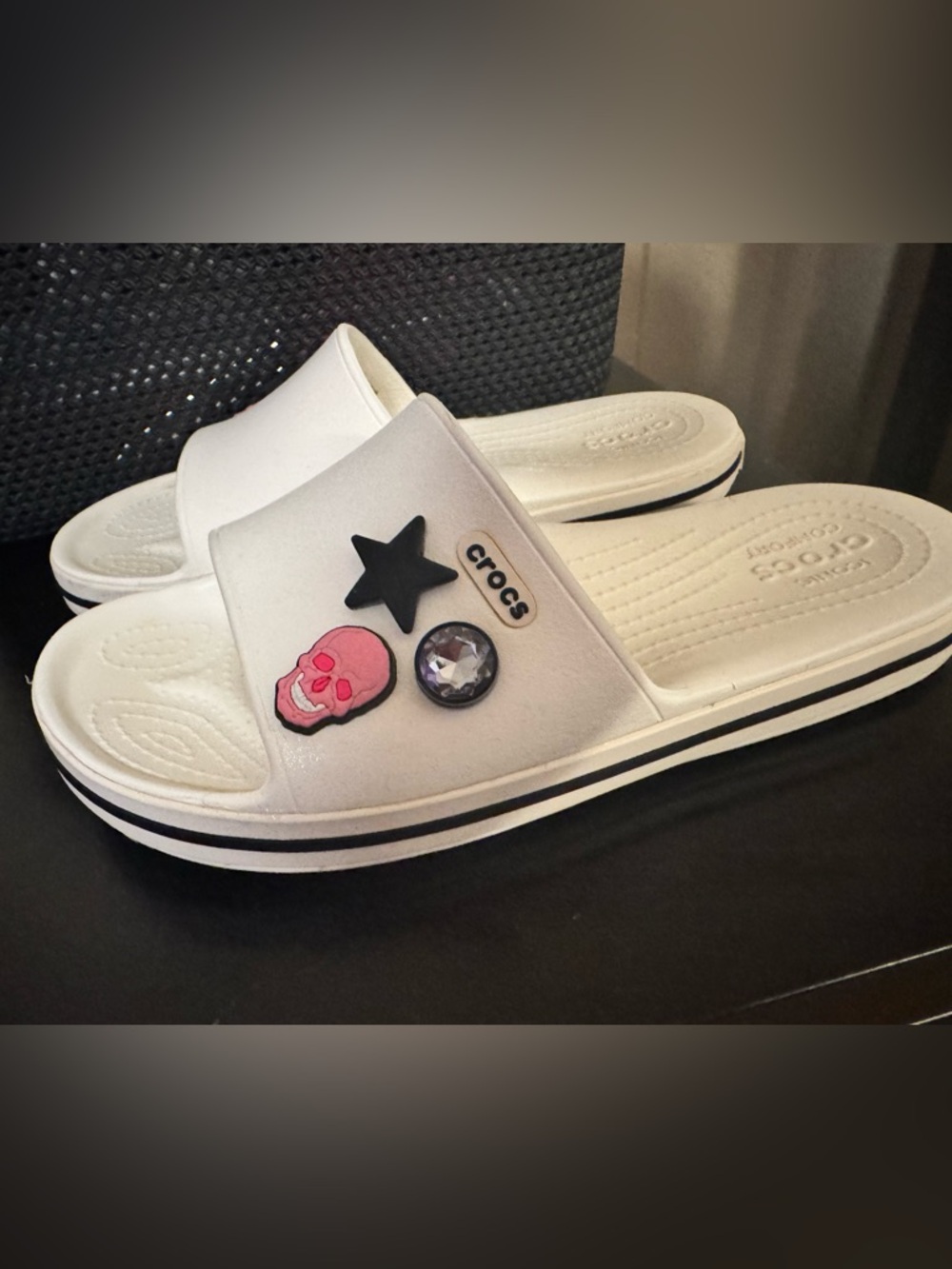 CROCS white slides
